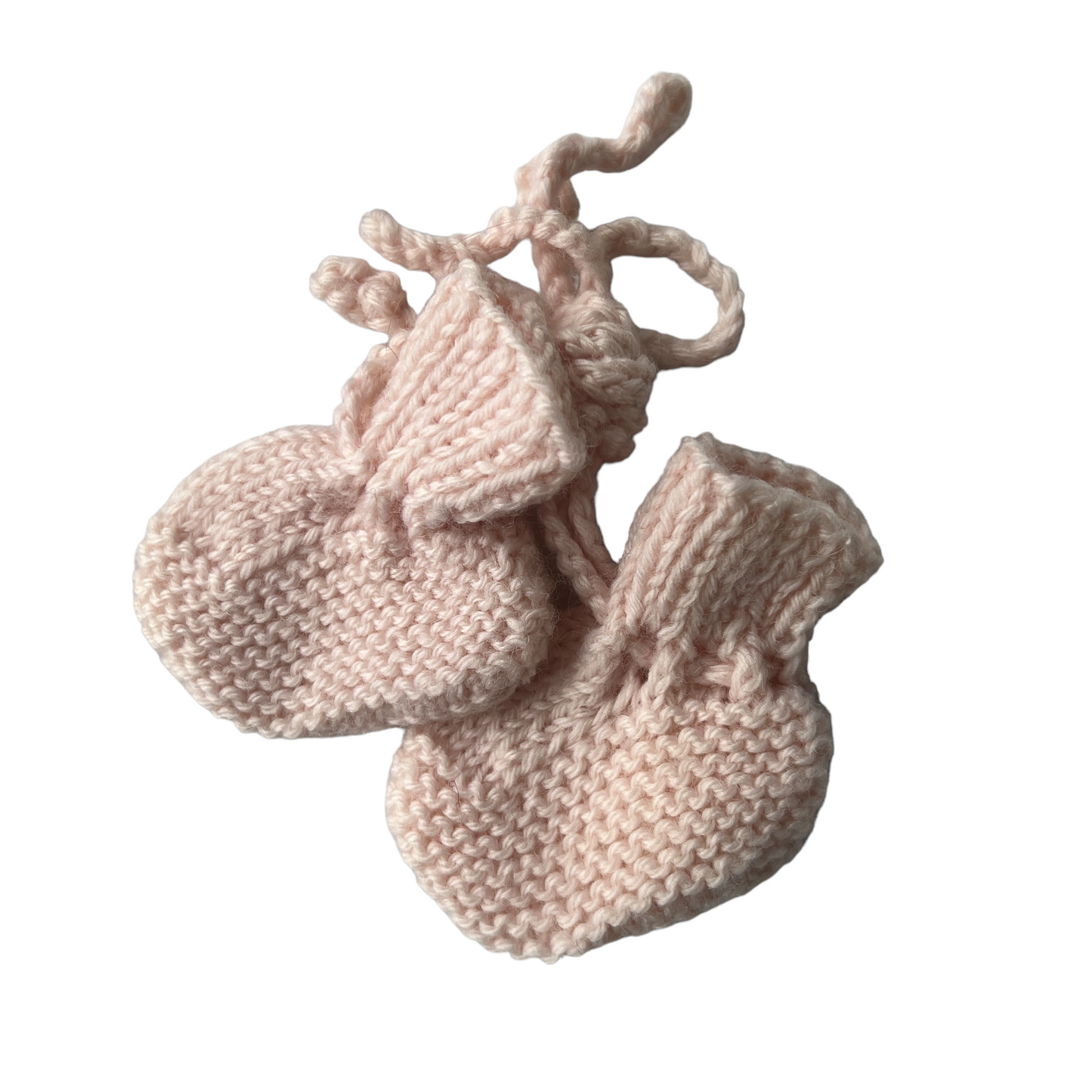 Knitting by Splash Splash Quilting Bow Tie Booties